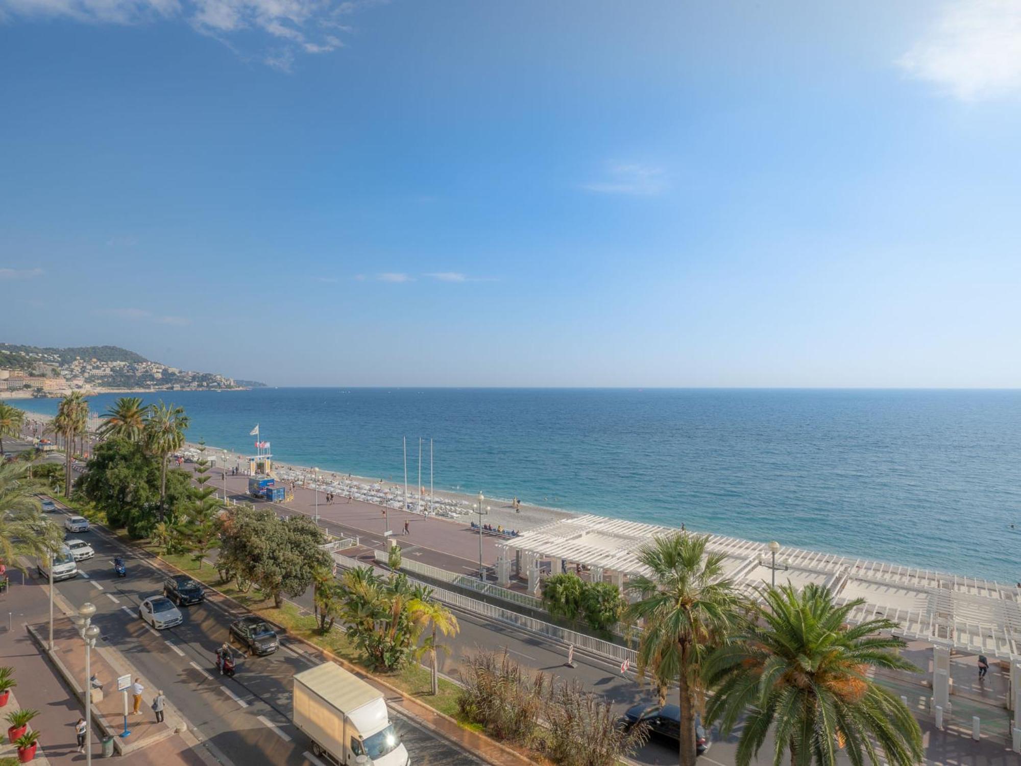 Apartment Les Arenes De Cimiez-2 By Interhome *